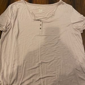 AEO Henley tshirt